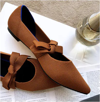 Chic Bow-Topped Boat Flats