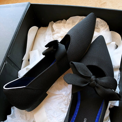 Chic Bow-Topped Boat Flats