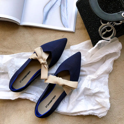 Chic Bow-Topped Boat Flats
